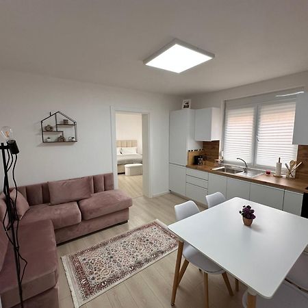 Cosy Staycation Тирана Екстериор снимка